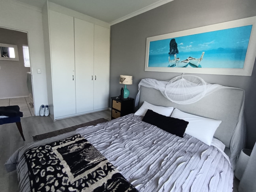 To Let 2 Bedroom Property for Rent in Big Bay Western Cape